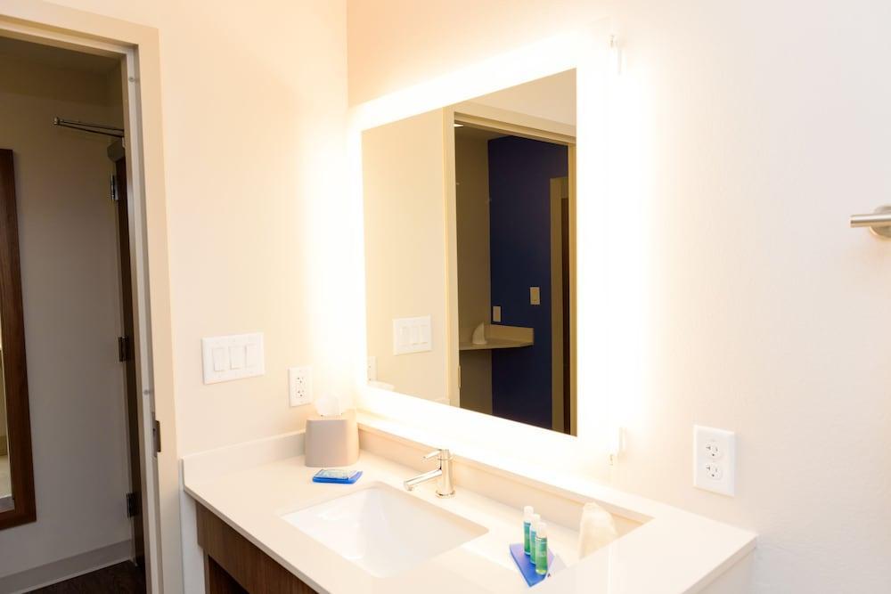 Holiday Inn Express & Suites Mckinney - Frisco East By Ihg Extérieur photo