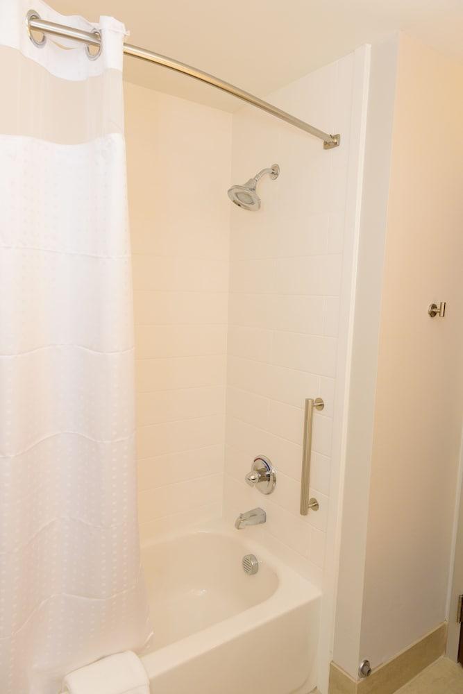 Holiday Inn Express & Suites Mckinney - Frisco East By Ihg Extérieur photo
