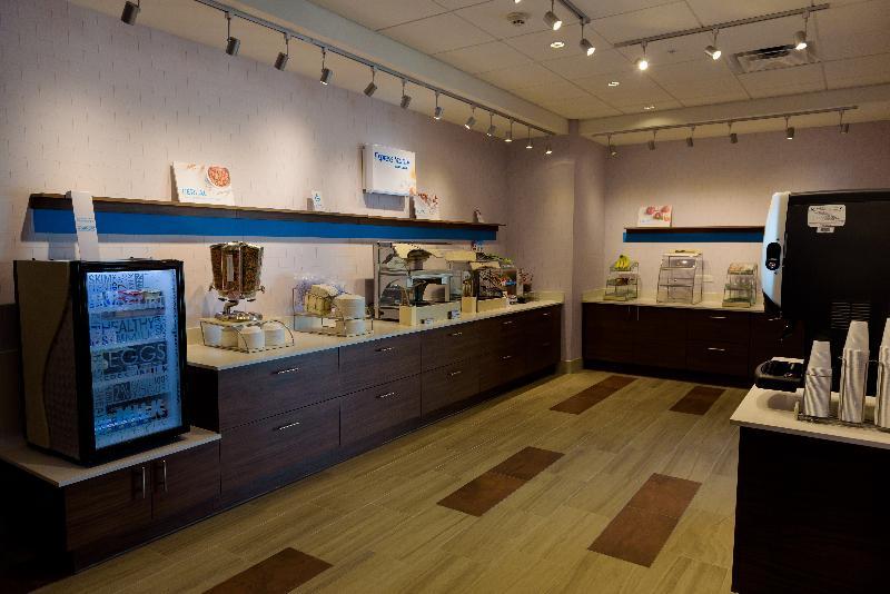 Holiday Inn Express & Suites Mckinney - Frisco East By Ihg Extérieur photo